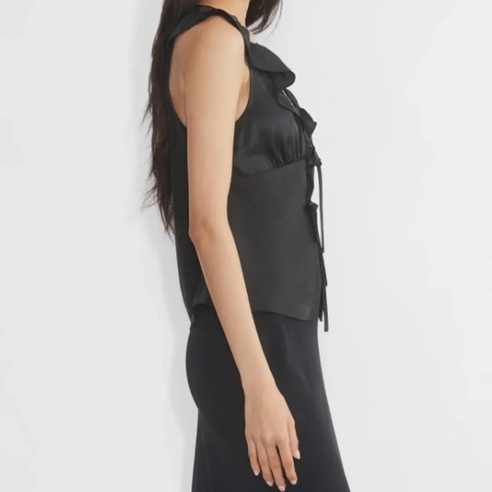 Aritzia Wilfred color black Tonka Satin Blouse - Picture 6 of 6